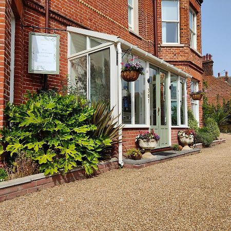 The Corner House Bed & Breakfast Lowestoft Bagian luar foto