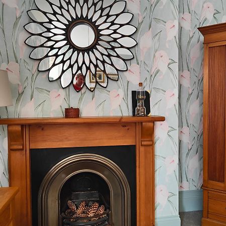 The Corner House Bed & Breakfast Lowestoft Bagian luar foto